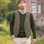 Harris Tweed vest &#039;&#039;Tailor&#039;&#039; in evergreen