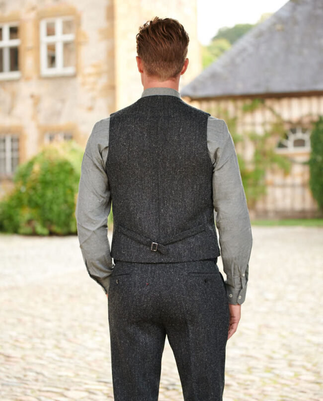 Wales - classic men's vest made from original Harris Tweed, charcoal I Wellington of Bilmore