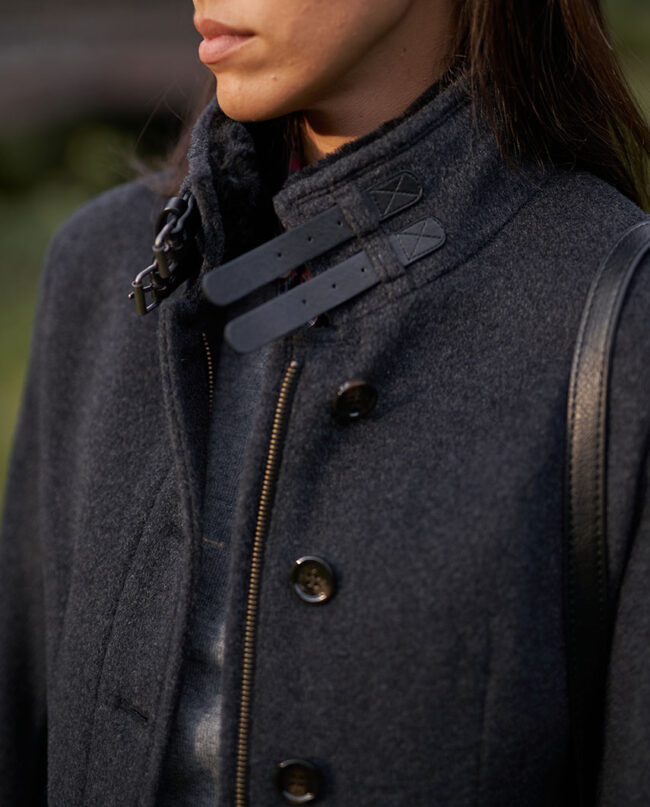 Elegant women&#039;s coat &quot;Paula&quot; with fashionable button plackets and fitted cut in gray | Wellington of Bilmore
