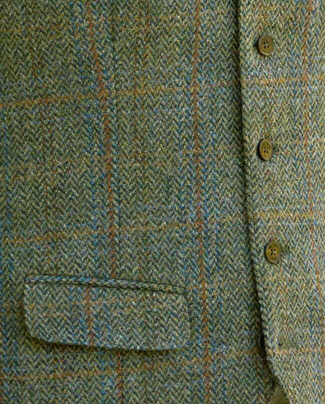 Wales - klassische Herrenweste aus original Harris Tweed, oliv-blue Overcheck I Wellington of Bilmore