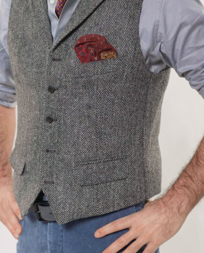 Wales - classic men's vest made from original Harris Tweed, black heringbone I Wellington of Bilmore