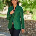 Carola - femininer Harris Tweed Blazer in green Twill