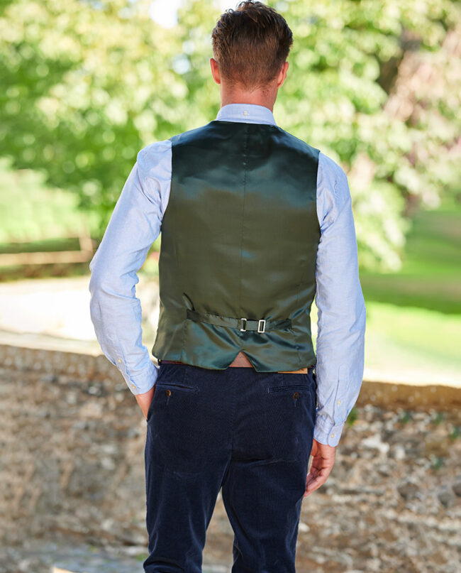 Tailor - chic vest made from original Harris Tweed in Check of Island | Wellington of Bilmore