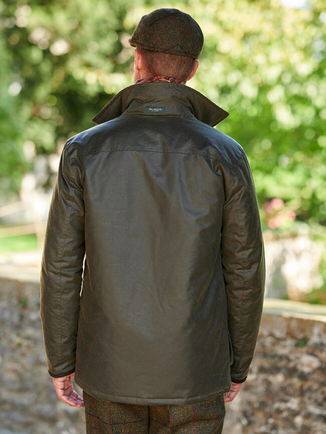 Men&#039;s wax jacket &#039;&#039;Starberg&#039;&#039;, olive - back view I Wellington of Bilmore