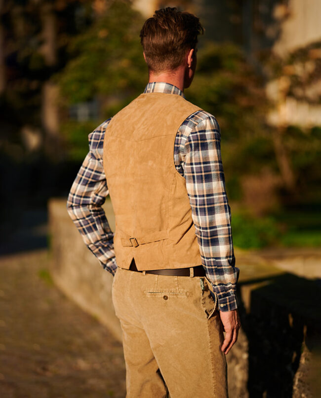 Suede leather vest &quot;Tailor&quot; for men in beige I Wellington of Bilmore