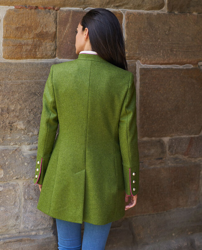 Bright green &quot;Foxdale&quot; frock coat with stand-up collar for women made from original MOON tweed I Wellington of Bilmore