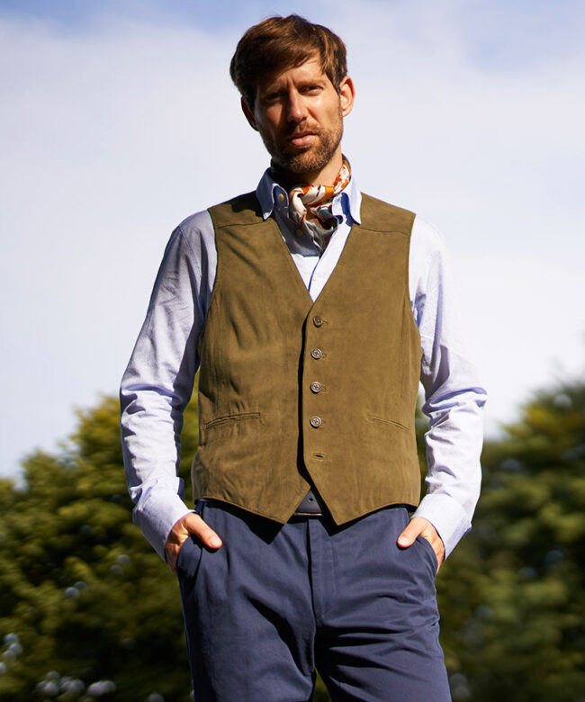 Tailor - Men's leather vest in olive - Front view | Wellington of Bilmore