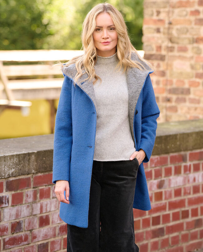 Sally - Wool coat for women, ocean blue I Wellington of Bilmore