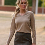 Merino Pullover ''Mary'' mit V-Neck in taupe