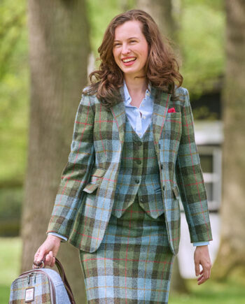 Carola – Damen Harris Tweed Blazer, im Highland Check I Wellington of Bilmore