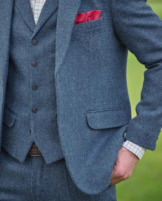 London - Men's jacket in original Harris Tweed in blue shadow I Wellington of Bilmore
