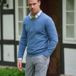 Men&#039;s knitted sweater &#039;&#039;Tom&#039;&#039; with V-neck in denim blue