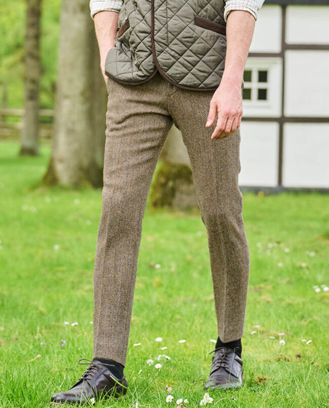 Mr. Miller - Men's trousers in original Harris Tweed, in country herringbone Wellington of Bilmore