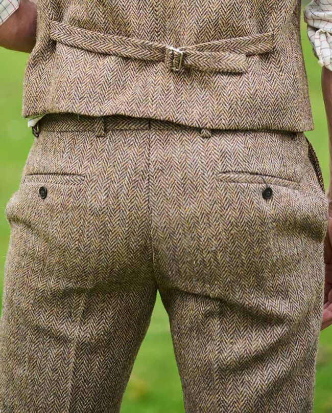Mr. Miller - Men's trousers in original Harris Tweed, in country herringbone Wellington of Bilmore
