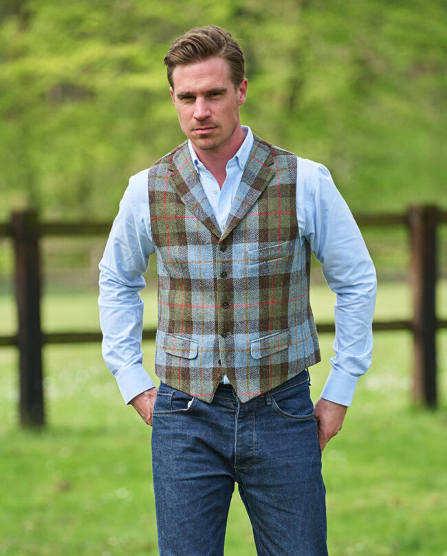 Wales - classic men's vest made from original Harris Tweed in Highland Check I Wellington of Bilmore
