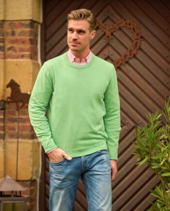 Till - Round neck men's sweater in apple green| Wellington of Bilmore