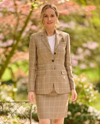 Carola - elegant linen blazer in beige windowpane check I Wellington of Bilmore